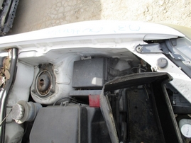 2003 MITSUBISHI OUTLANDER XLS WHITE 2.4L AT 4WD 163755